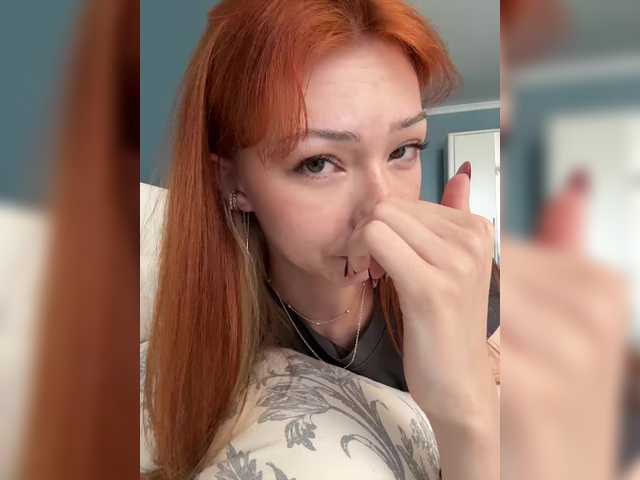 CrazyAleona live cam on BongaCams