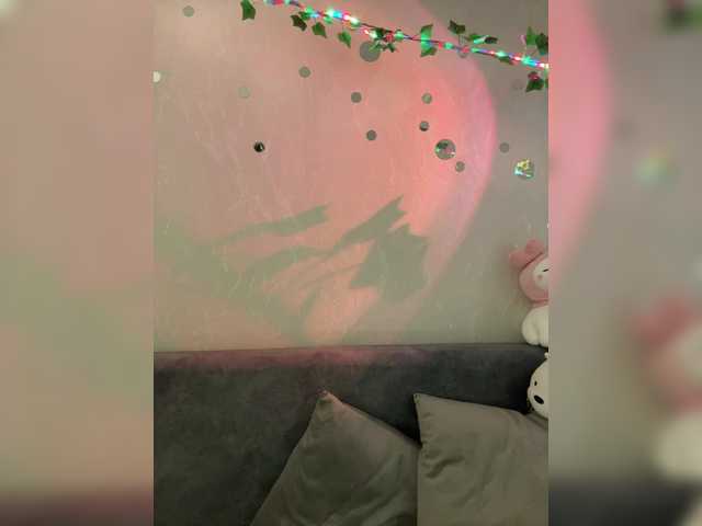 CrazyAleona live cam on BongaCams