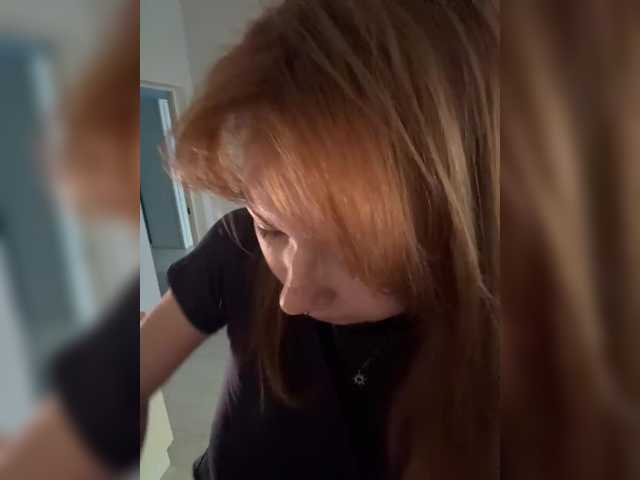 CrazyAleona live cam on BongaCams