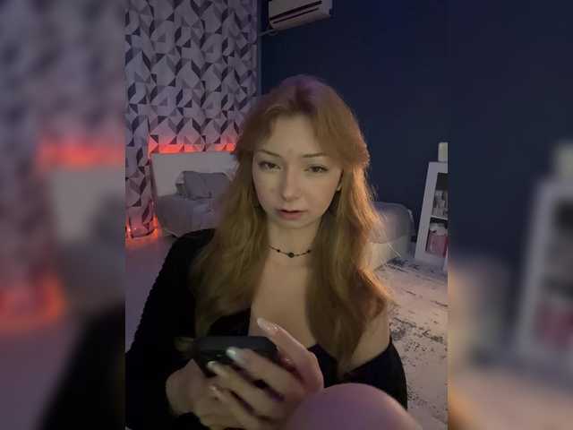 CrazyAleona live cam on BongaCams