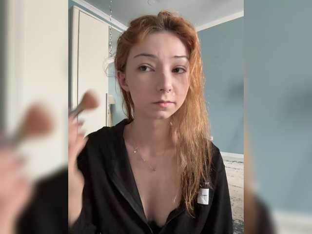 CrazyAleona, live now on BongaCams