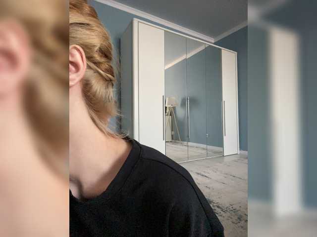CrazyAleona live cam on BongaCams