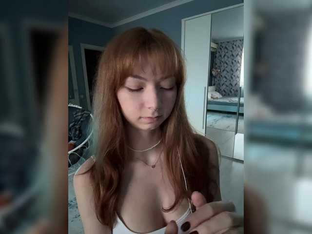 CrazyAleona live cam on BongaCams