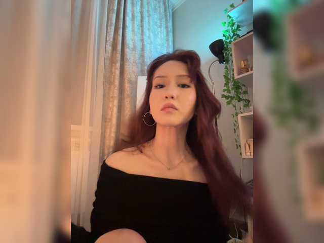 CrazyAleona live cam on BongaCams