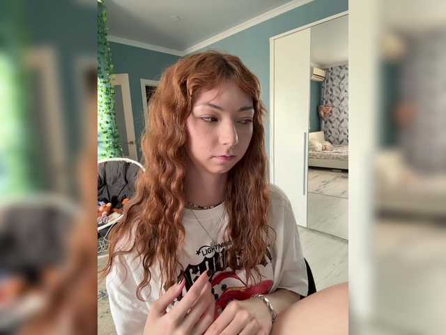 CrazyAleona live cam on BongaCams