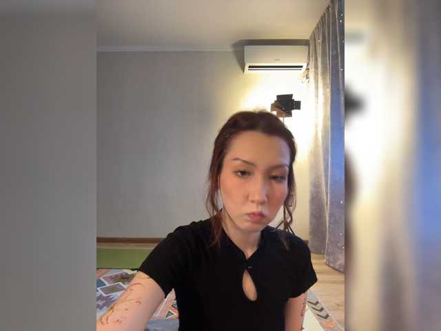 CrazyAleona live cam on BongaCams