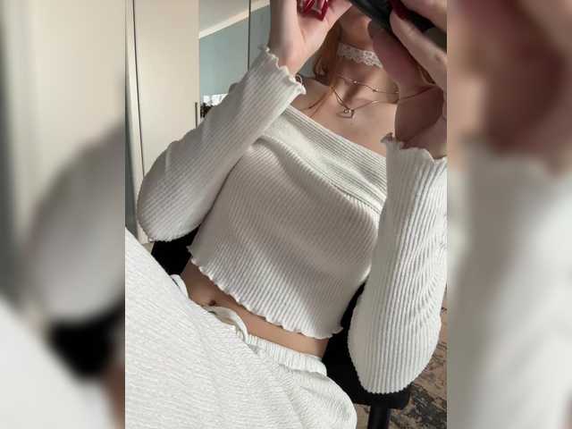 CrazyAleona live cam on BongaCams