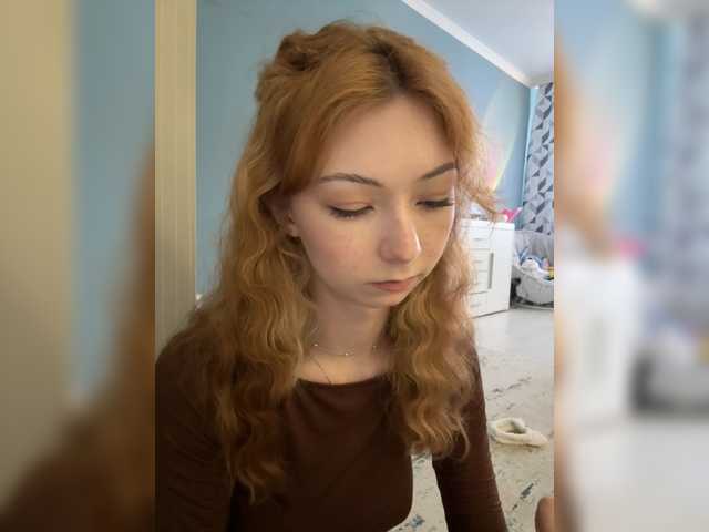 ShyAlya live cam preview
