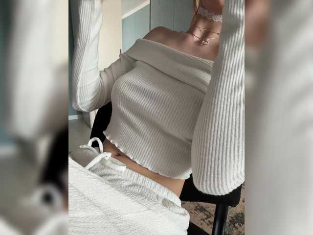 CrazyAleona live cam on BongaCams
