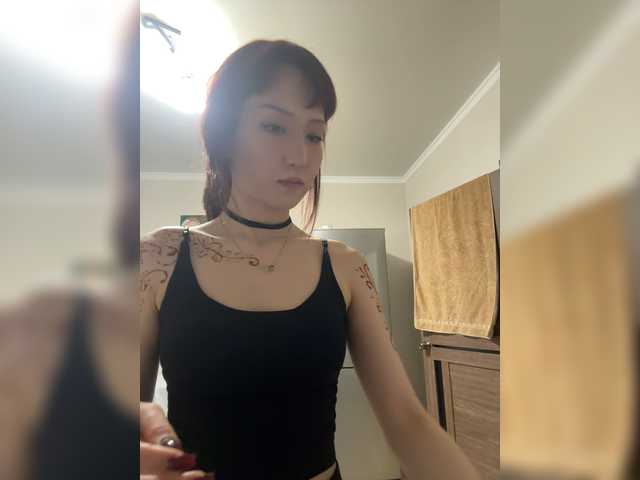 CrazyAleona live cam on BongaCams