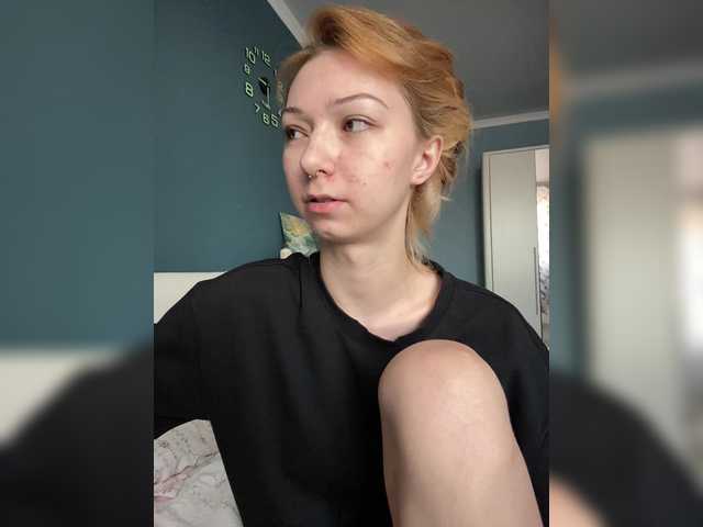 CrazyAleona live cam on BongaCams