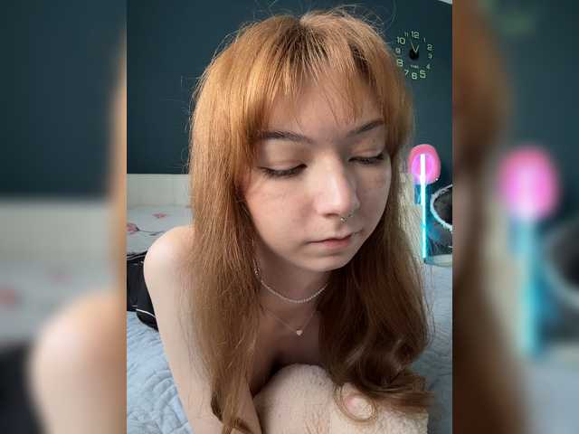 CrazyAleona live cam on BongaCams