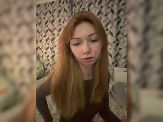 CrazyAleona live cam on BongaCams