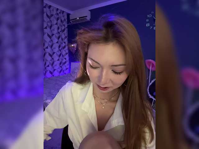 CrazyAleona live cam on BongaCams