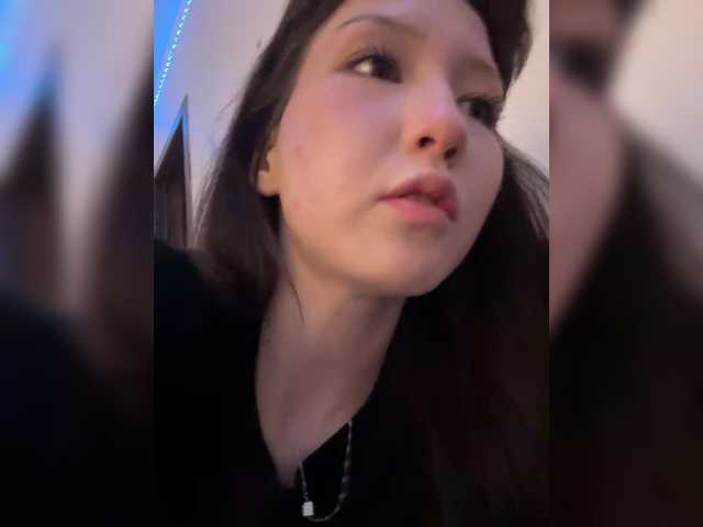 CrazyAleona live cam on BongaCams