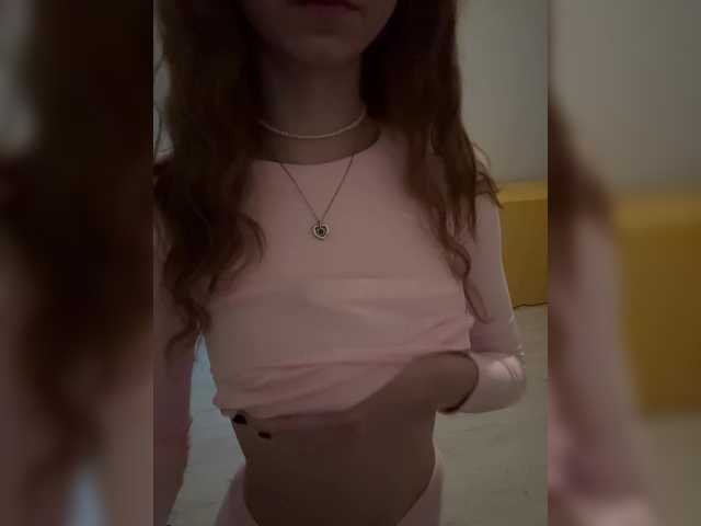 CrazyAleona live cam on BongaCams