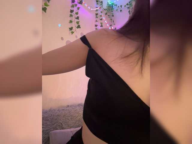 CrazyAleona live cam on BongaCams