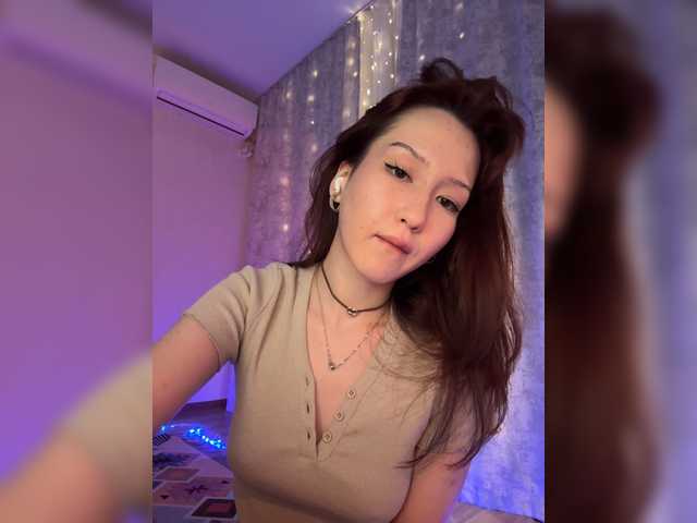 CrazyAleona live webcam show