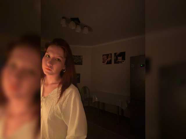 CrazyAleona live cam on BongaCams