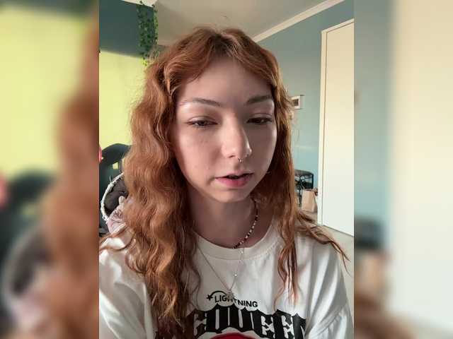 CrazyAleona live cam on BongaCams