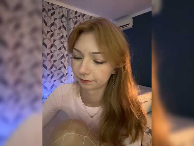 CrazyAleona live cam on BongaCams