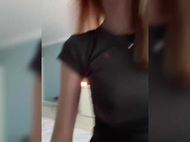 CrazyAleona live cam on BongaCams
