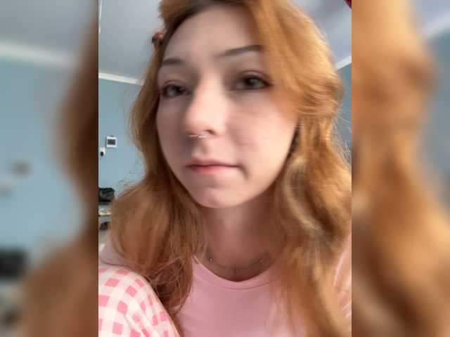 CrazyAleona live cam on BongaCams