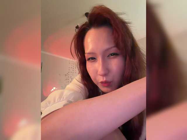 ShyAlya live cam preview