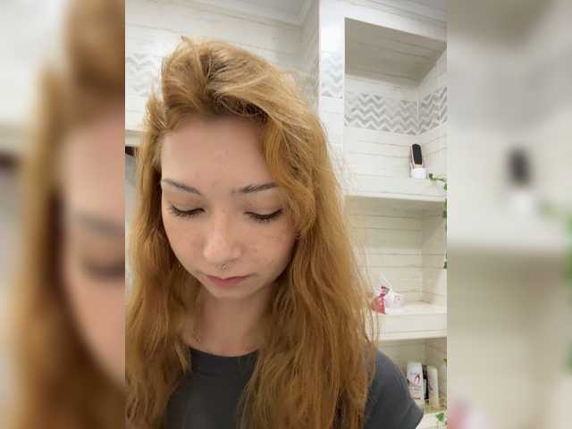 CrazyAleona live cam on BongaCams