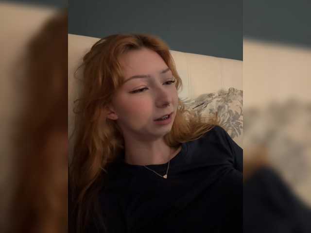 CrazyAleona live cam on BongaCams