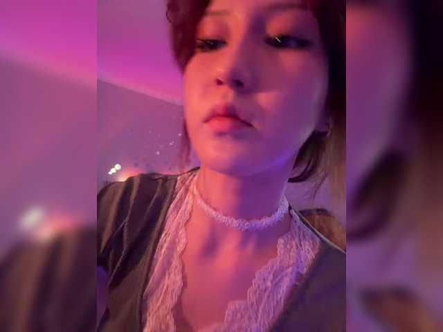 Shyalya live cam
