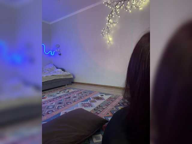 CrazyAleona live cam on BongaCams
