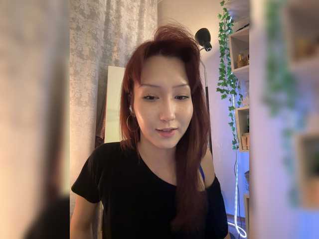 CrazyAleona live cam on BongaCams