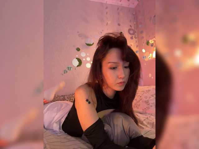 CrazyAleona live cam on BongaCams