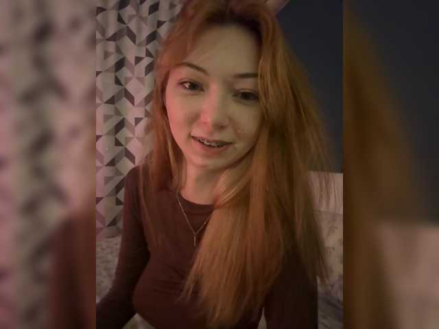 CrazyAleona live cam on BongaCams