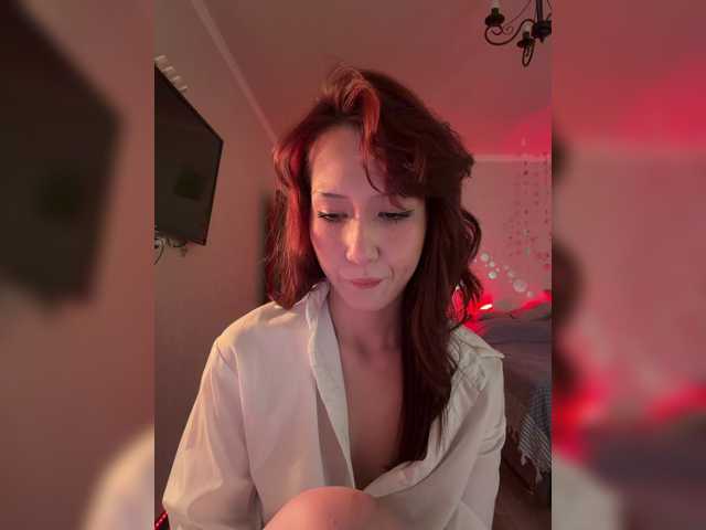 CrazyAleona, live now on BongaCams
