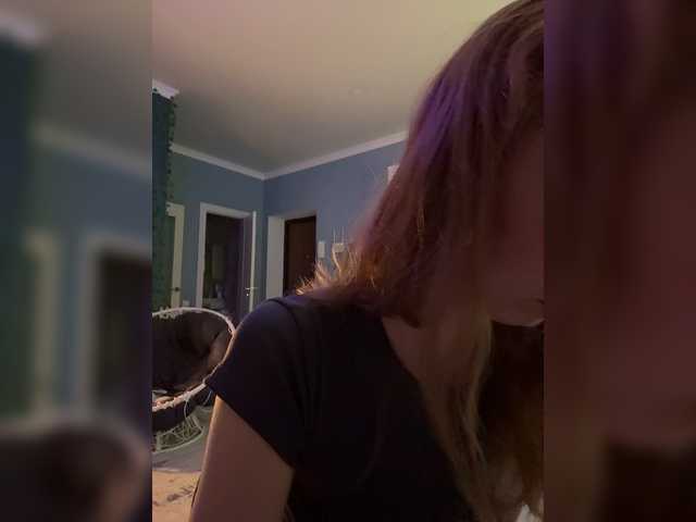 CrazyAleona live cam on BongaCams