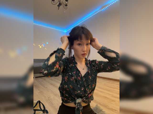 CrazyAleona live cam on BongaCams
