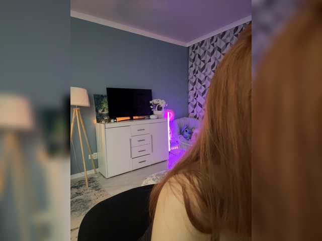 CrazyAleona live cam on BongaCams