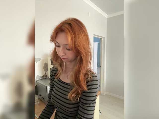 CrazyAleona live cam on BongaCams
