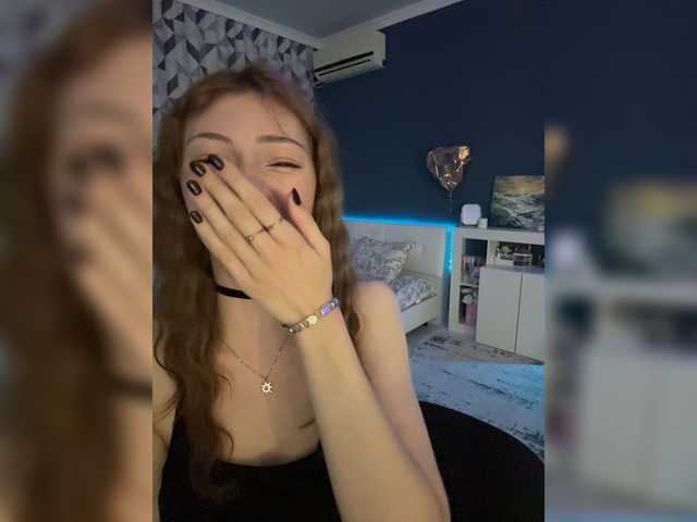 CrazyAleona live cam on BongaCams