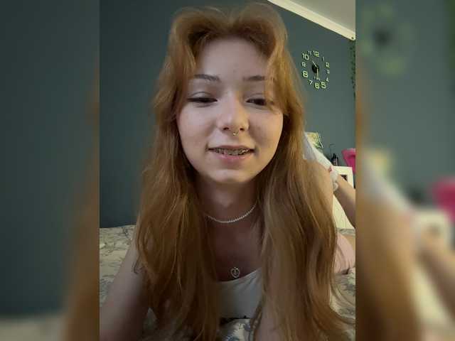 CrazyAleona live cam on BongaCams