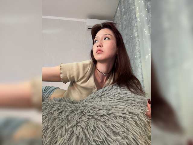 CrazyAleona live cam on BongaCams