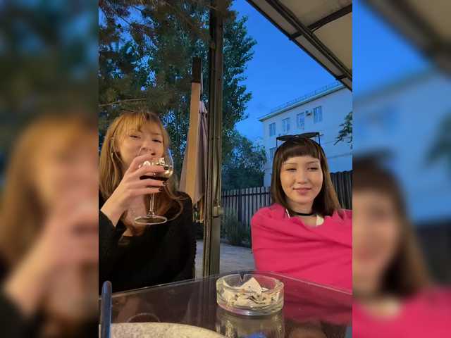 crazyaleona live sex show