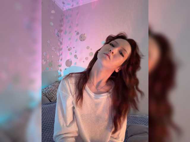 CrazyAleona live cam on BongaCams