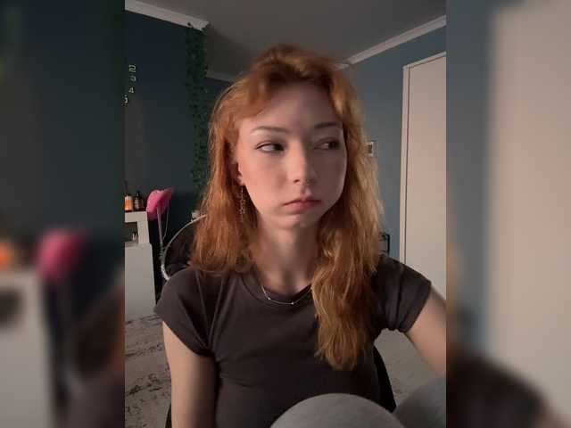 CrazyAleona live cam on BongaCams