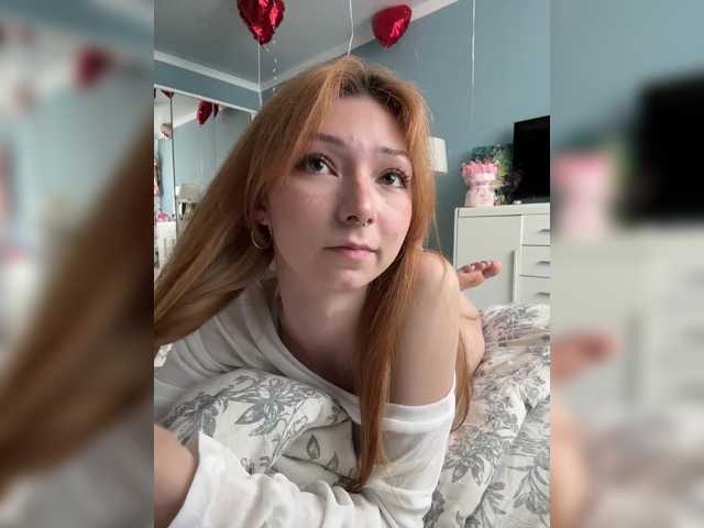 CrazyAleona live cam on BongaCams