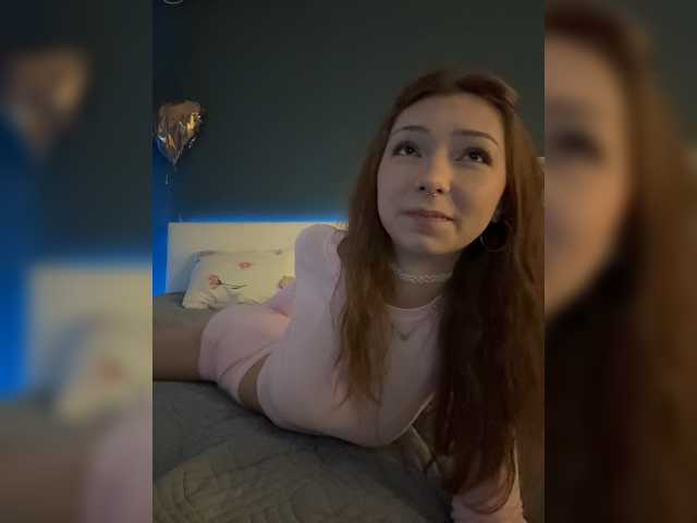 CrazyAleona live cam on BongaCams