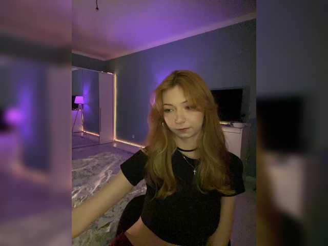 CrazyAleona live cam on BongaCams