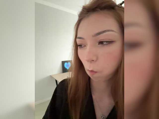crazyaleona live sex